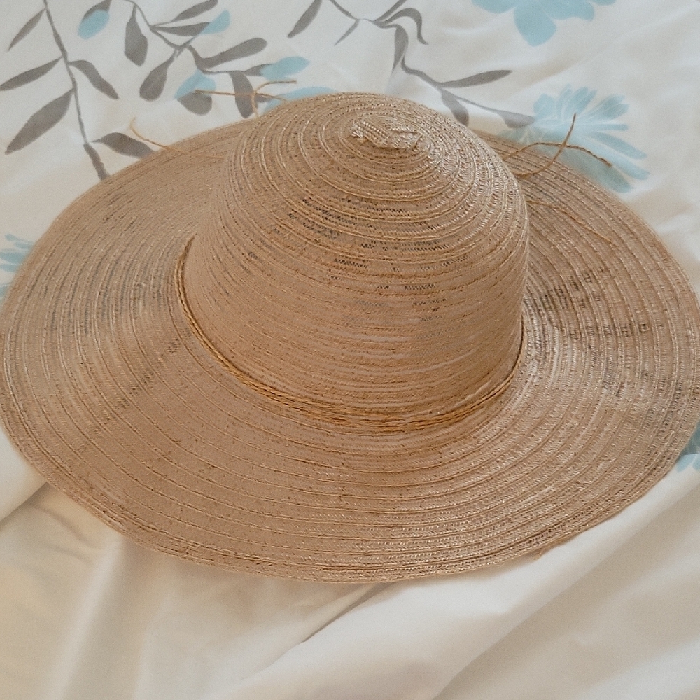 Elegant Tan Sun Hat